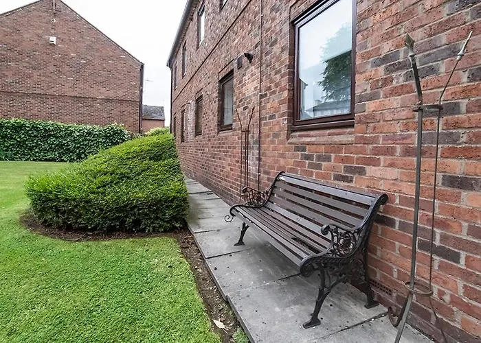 30 Fewster Way York